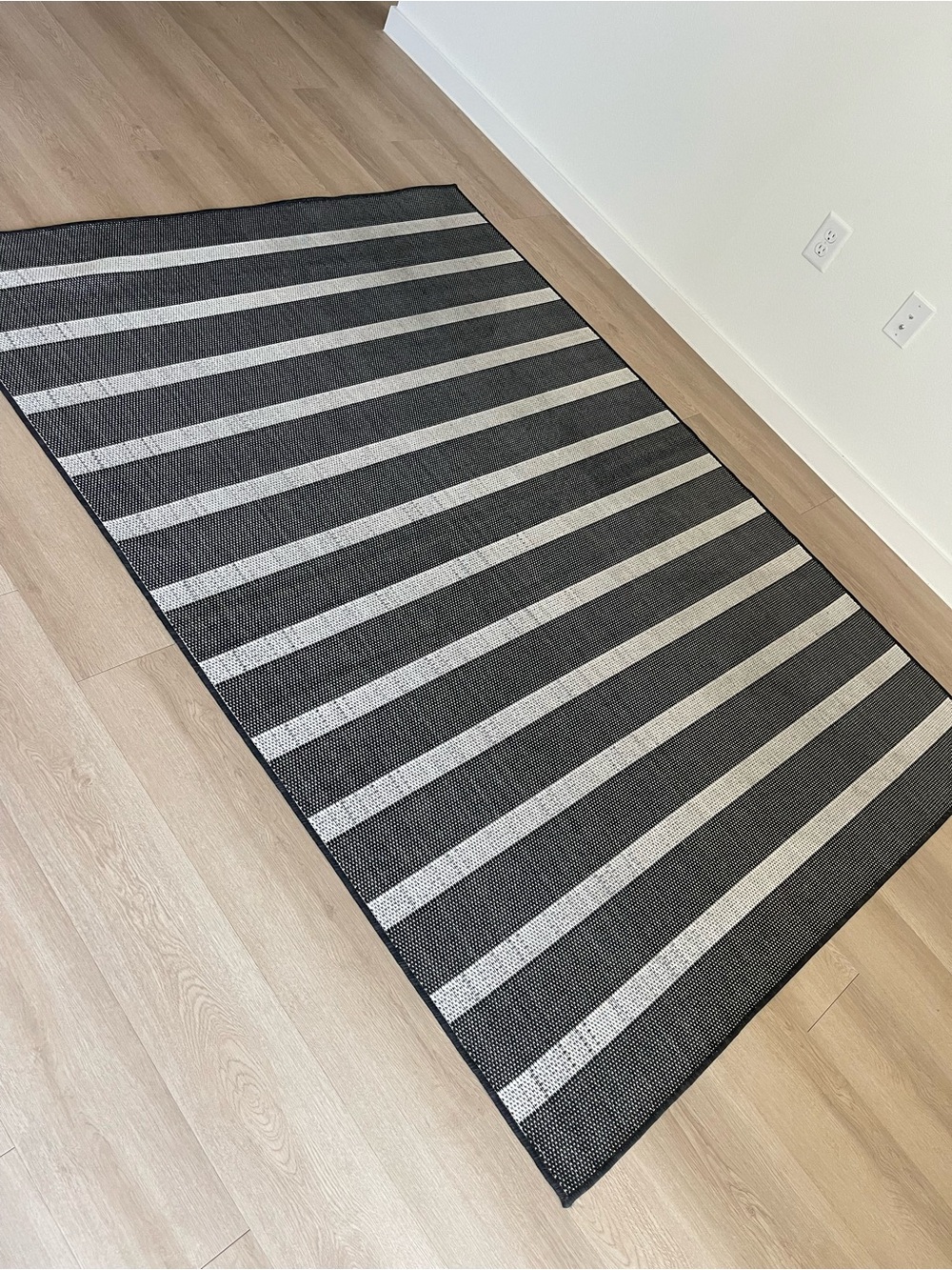 Nourison Home Positano Black Ivory Area Rug